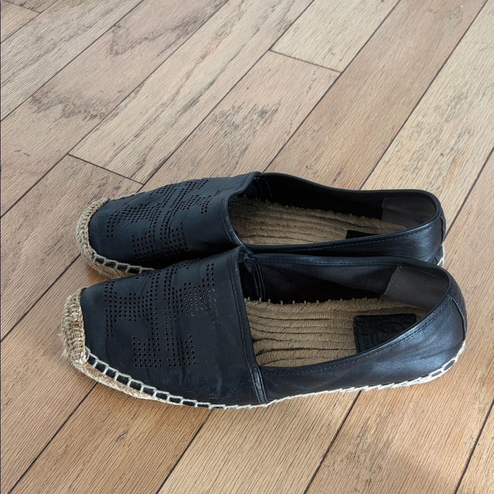 Tory Burch Black Espadrilles - size 8 - Picture 3 of 5